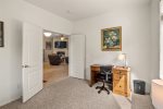 If you need to work from home, there`s a desk and wireless internet for your convenience